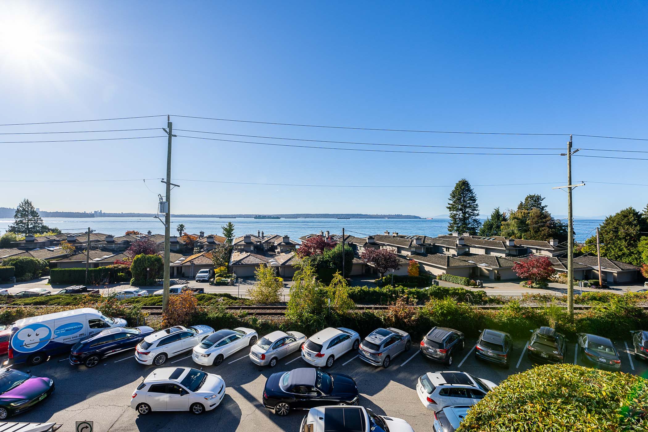 #201 - 2433 Bellevue Avenue